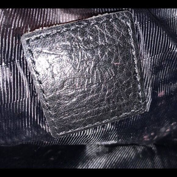 Burberry Black Leather Clutch w Gold Zipper Detail - Picture 3 of 3